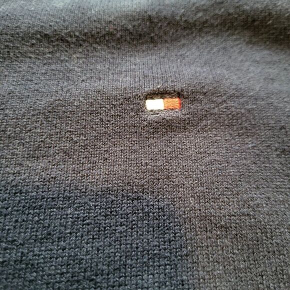 Tommy Hilfiger Men's V Neck Cotton Navy Sweater - Size Large - Picture 2 of 9